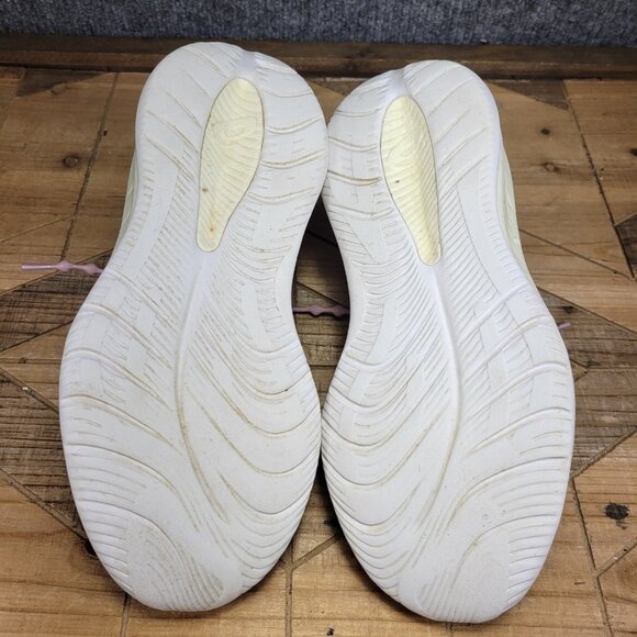 Asics Women's Athletic Shoes in Pink and Cream - Picture 8 of 13